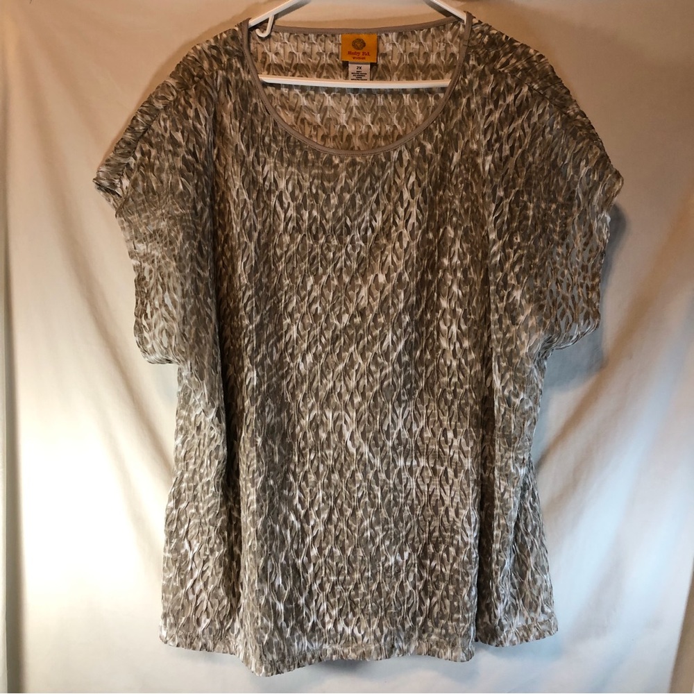 Ruby Rd Women – women’s  tan/cream patterned short sleeve blouse 2X